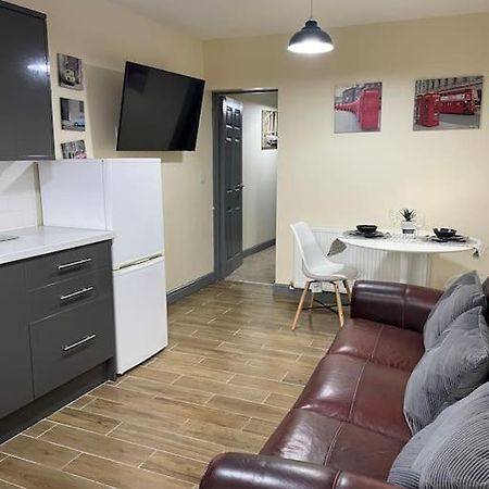 Modern 2 Bedroom Apartment In Derby City Centre 외부 사진