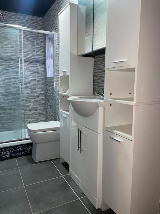 Modern 2 Bedroom Apartment In Derby City Centre 외부 사진