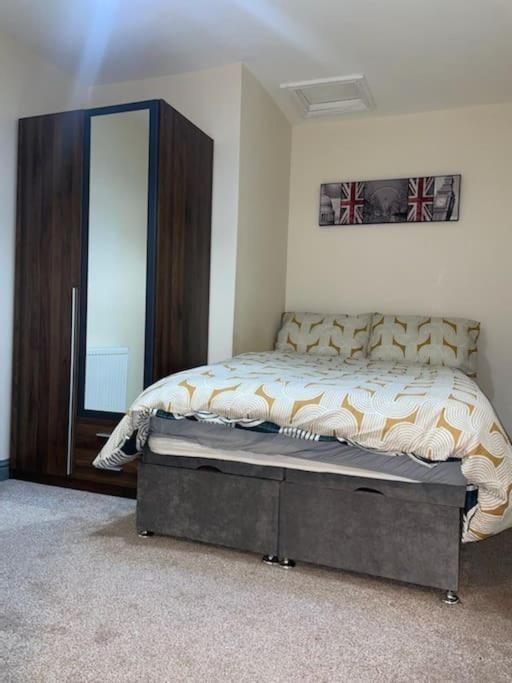 Modern 2 Bedroom Apartment In Derby City Centre 외부 사진